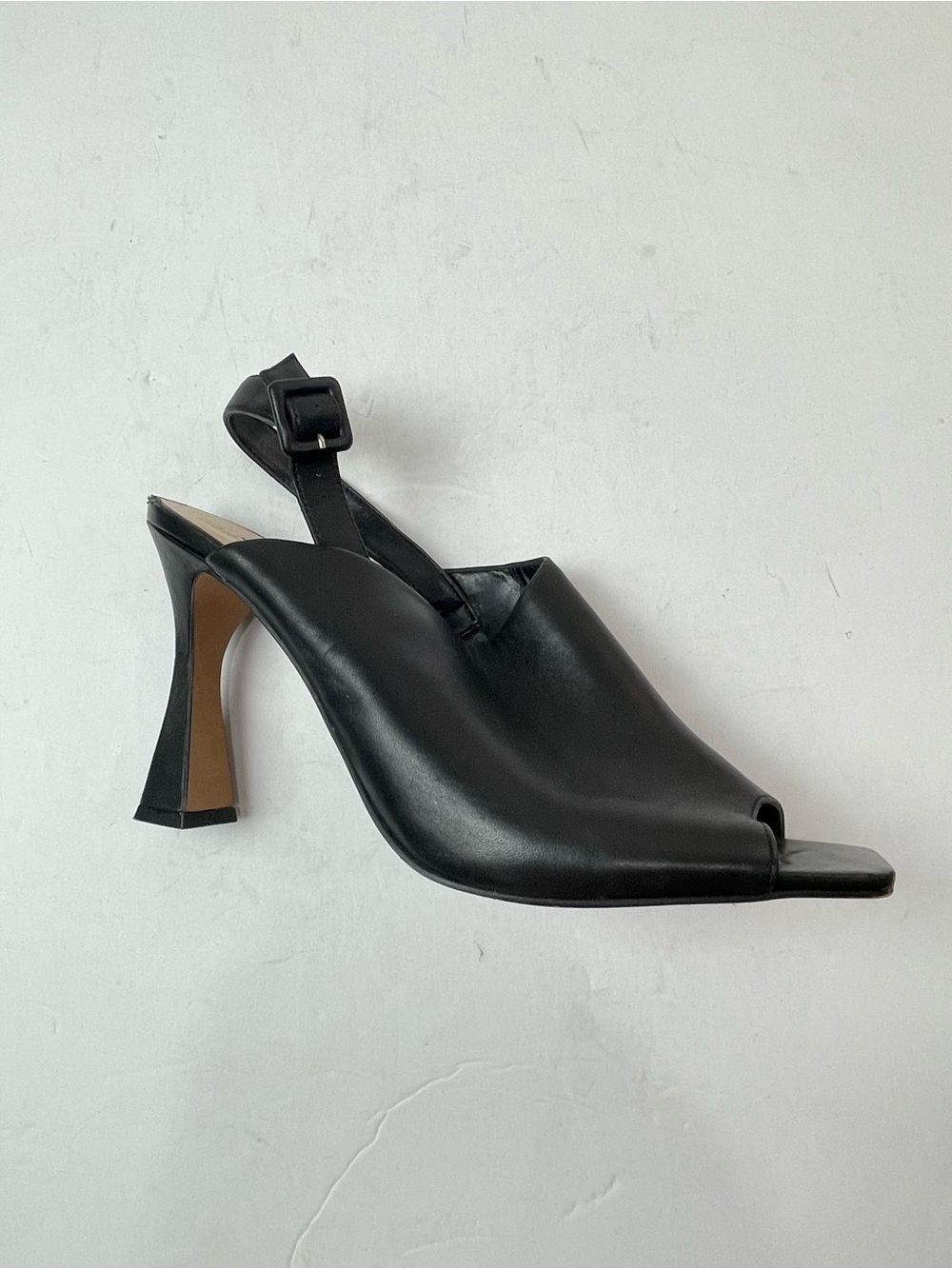 Vince Camuto Releen Slingback Black Leather‎ Womens Size 11